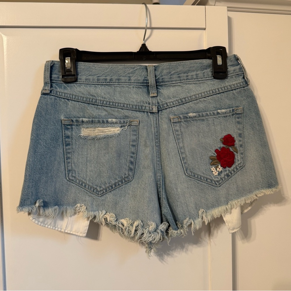 Hollister Light Blue Distressed High Rise Jean Shorts With Embroidered Rose - Picture 2 of 2